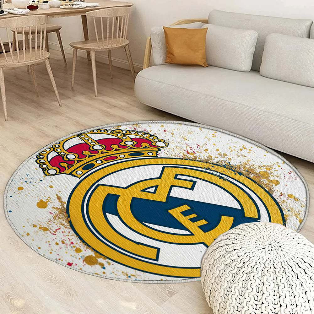 Real Madrid Couleur Neutre Style Classique 5.jpg